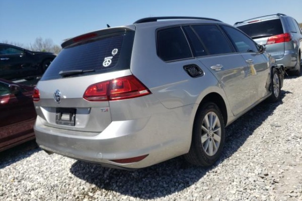 фото Volkswagen golf SPORTWAGEN S