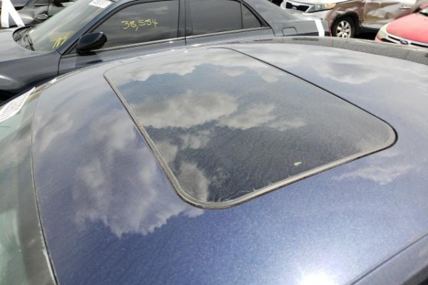 фото Volkswagen Passat SE