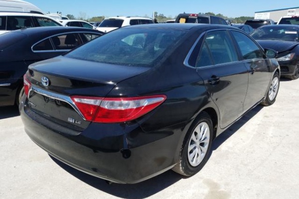фото Toyota Camry HYBRID
