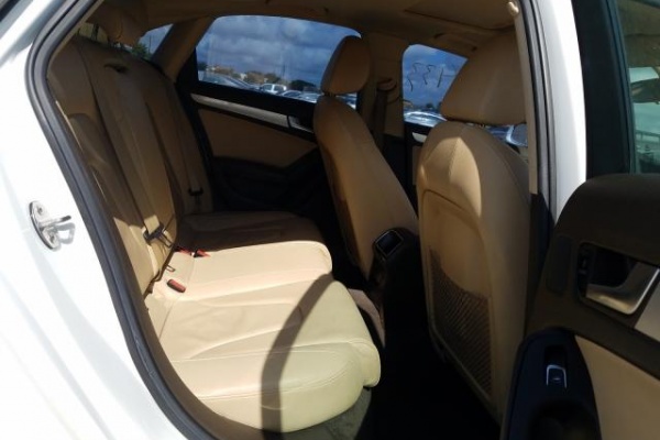 фото Audi A4 Premium