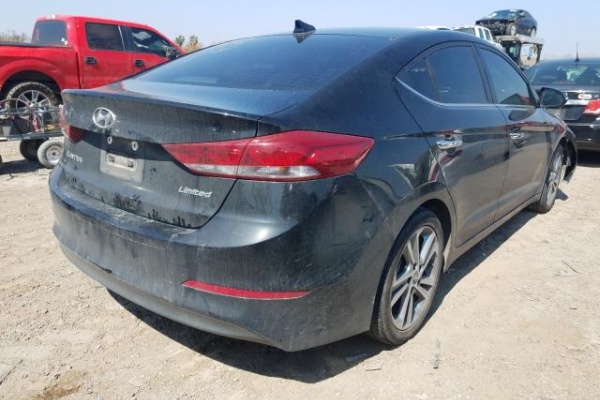 фото Hyundai Elantra SE