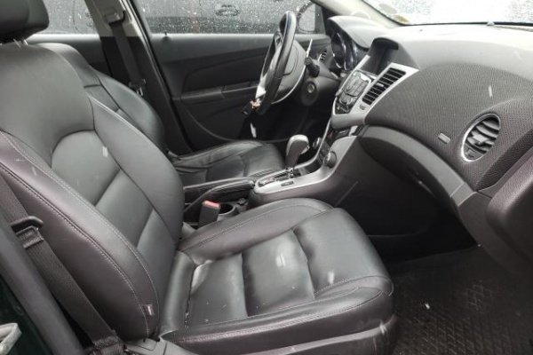 фото Chevrolet Cruze