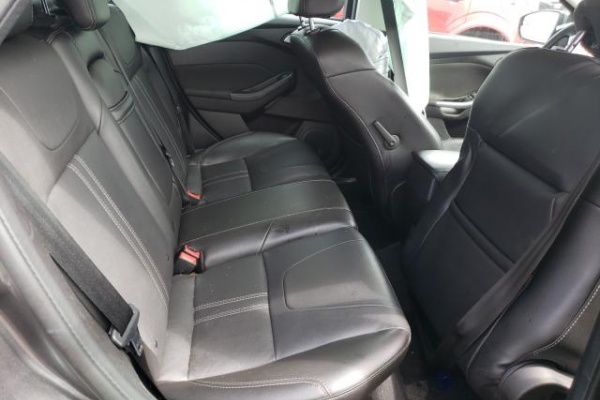 фото Ford Focus TITANIUM