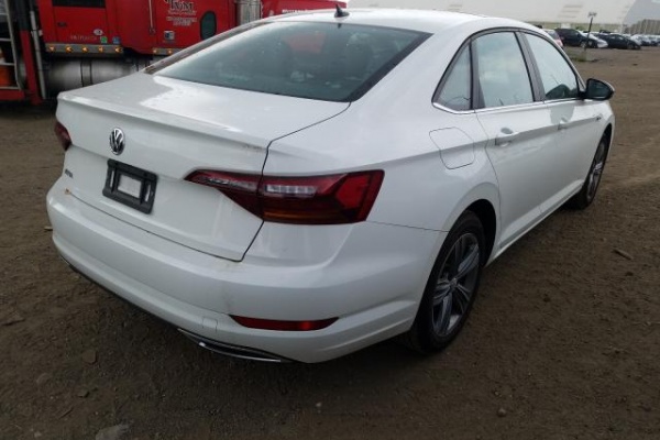 фото Volkswagen Jetta S