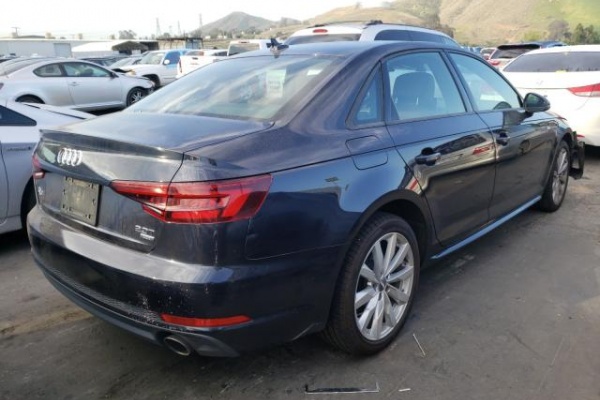 фото Audi A4 Premium