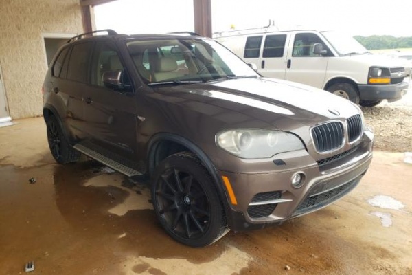 фото BMW X5 XDRIVE35I