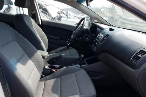 фото Kia FORTE LX