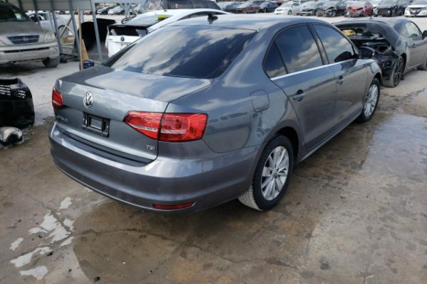 фото Volkswagen Jetta SE