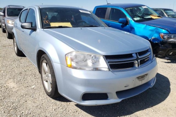 фото Dodge AVENGER SE