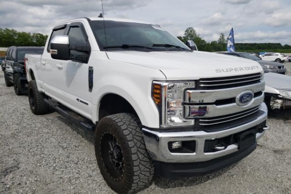фото Ford F-150 SUPER DUTY