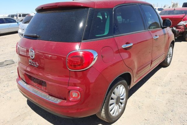 фото Fiat 500L EASY