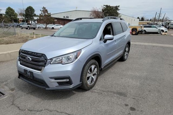 фото Subaru Ascent Premium