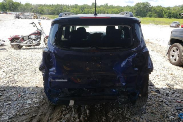 фото JEEP RENEGADE LATITUDE