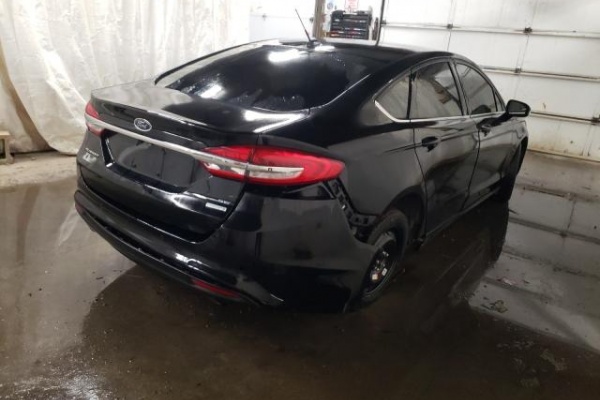 фото Ford Fusion SE