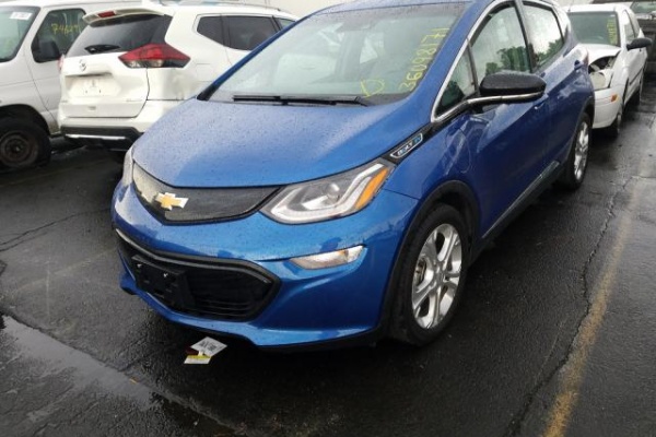 фото Chevrolet Bolt EV PREMIER