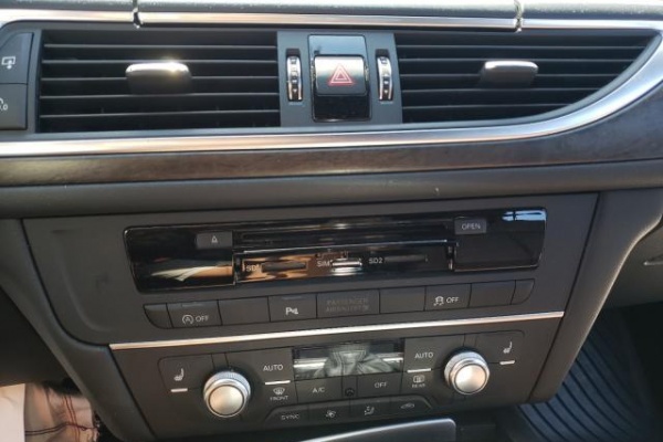 фото Audi A6 Premium PLUS