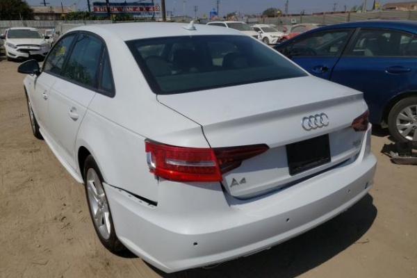 фото Audi A4 Premium