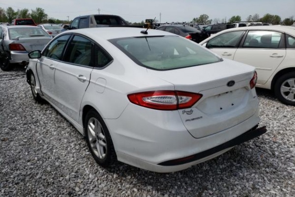 фото Ford Fusion SE