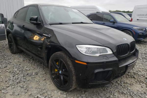 фото BMW X6 M