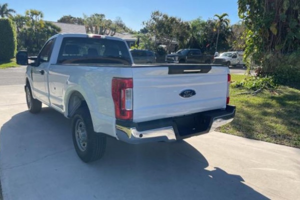 фото Ford F250 SUPER DUTE