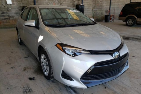 фото Toyota COROLLA L