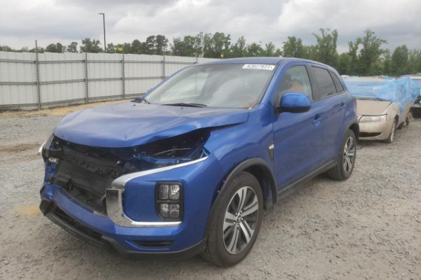 фото MITSUBISHI OUTLANDER