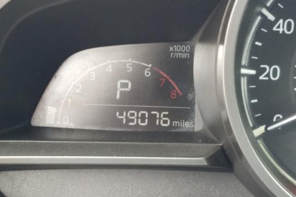 фото Mazda 3 TOURING