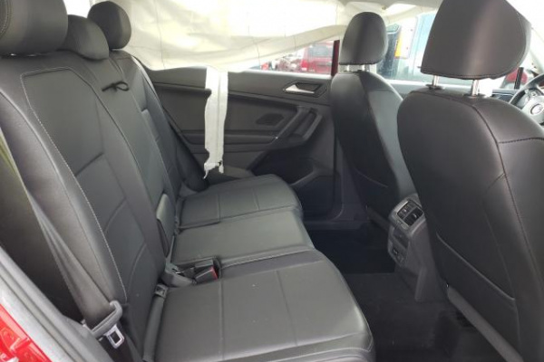 фото VOLKSWAGEN TIGUAN