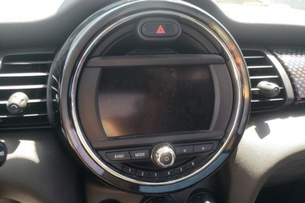 фото Mini COOPER S