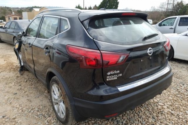 фото Nissan ROGUE SPORT S