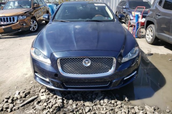 фото Jaguar XJL