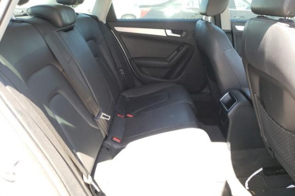 фото Audi A4 Premium