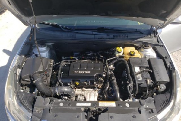 фото Chevrolet Cruze LT