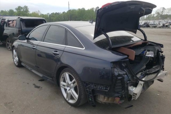 фото Audi A6 Premium