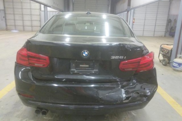 фото 2016 BMW 328 I SULEV