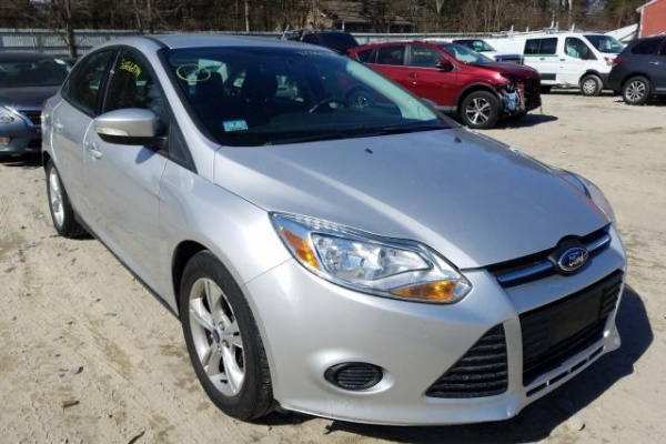 фото Ford Focus SE