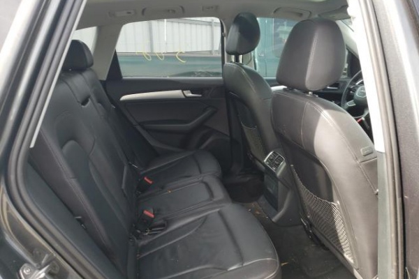 фото Audi Q5 PREMIUM