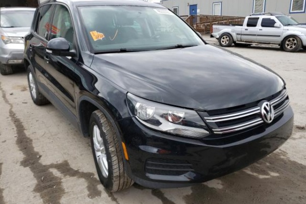 фото Volkswagen Tiguan S