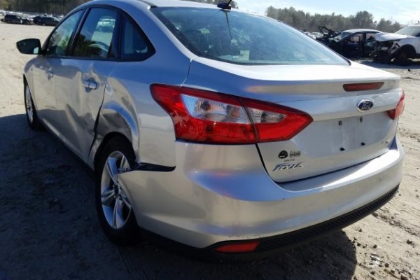 фото Ford Focus SE