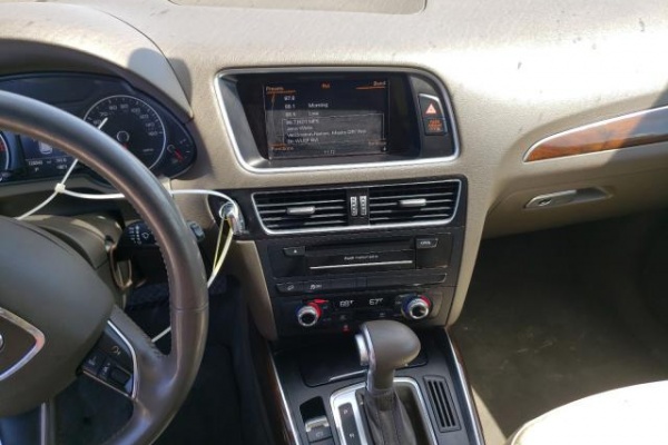 фото Audi Q5 PREMIUM