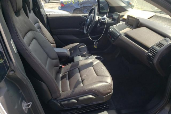 фото 2017 BMW I3 REX