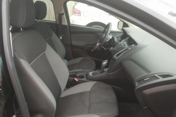 фото Ford Focus SE