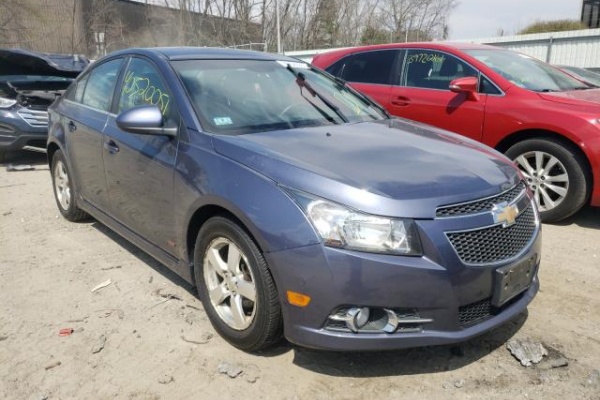 фото Chevrolet Cruze LT