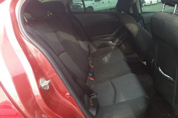 фото Mazda 3 SPORT