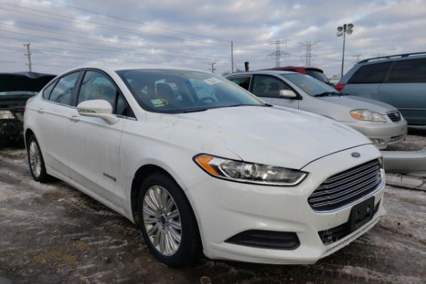 фото FORD FUSION SE HYBRID