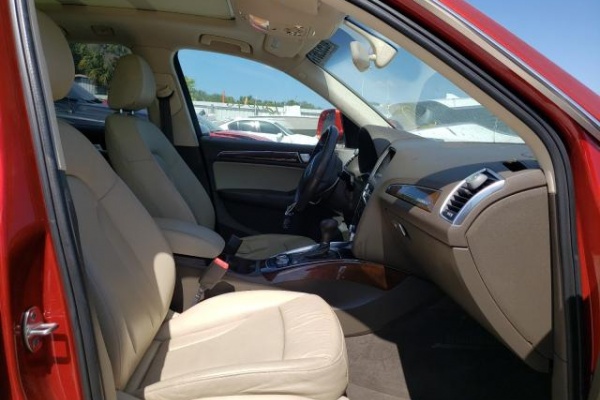 фото Audi Q5 PREMIUM