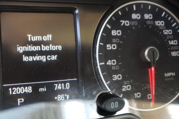 фото Audi Q5 PREMIUM