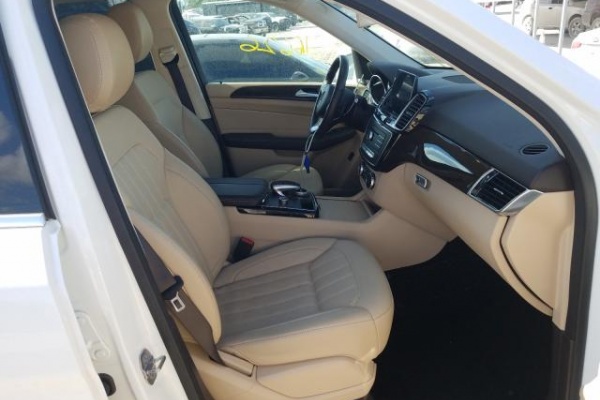 фото Mercedes-Benz GLE 350
