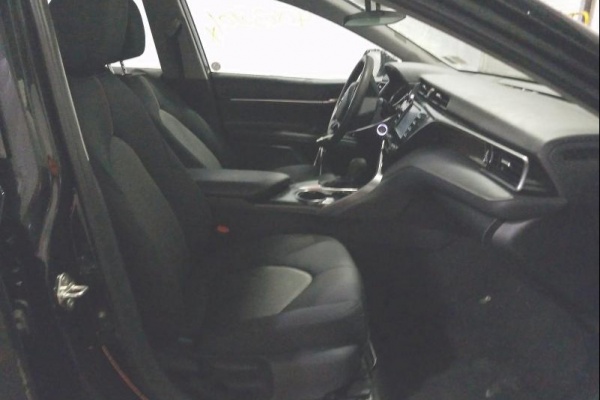 фото Toyota Camry HYBRID