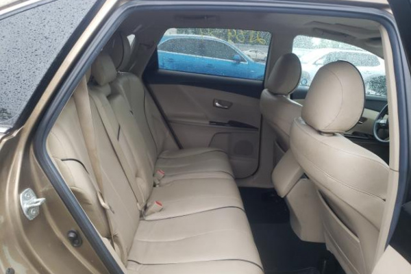 фото TOYOTA VENZA